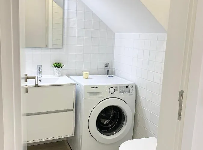 So Close To The Centre Aveiro